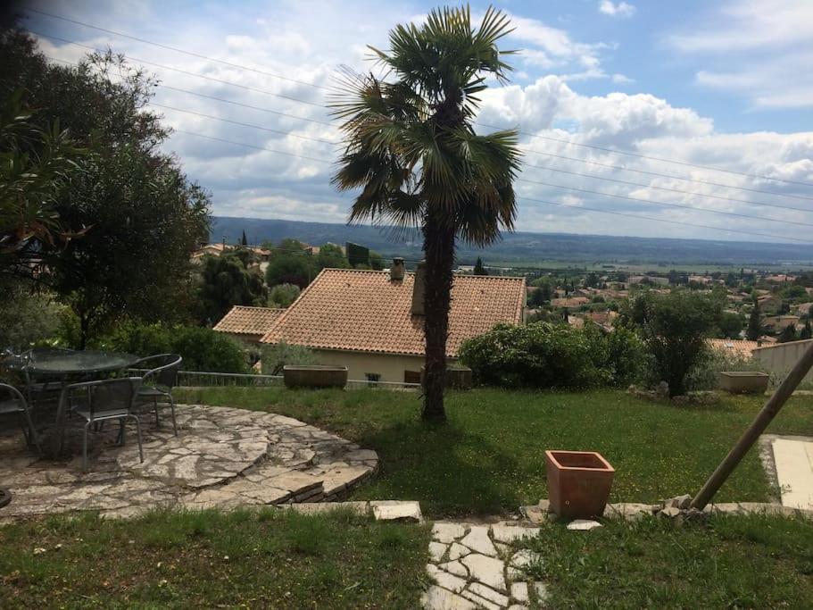Appartement Sur La Colline Avec Acces Piscine Volx Eksteriør billede