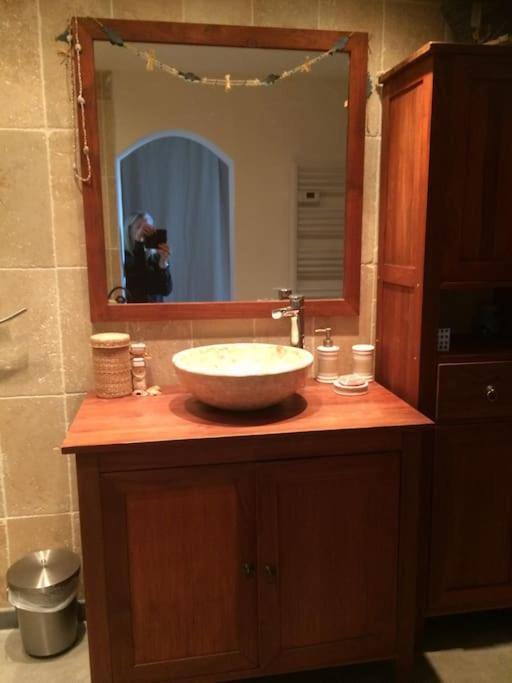 Appartement Sur La Colline Avec Acces Piscine Volx Eksteriør billede