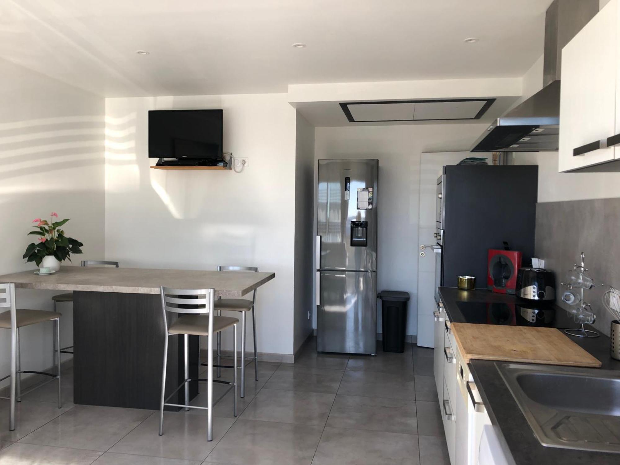 Appartement Sur La Colline Avec Acces Piscine Volx Eksteriør billede